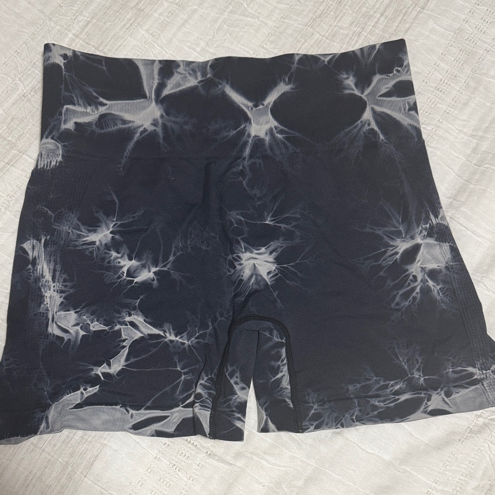 Amazon Women's Black and White Bike Shorts